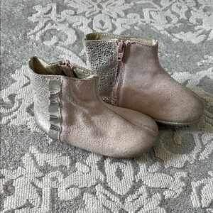 Robeez leather booties